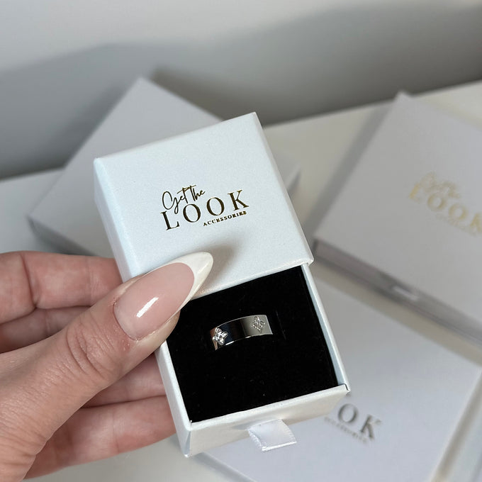 Clover Diamond Ring - Silver