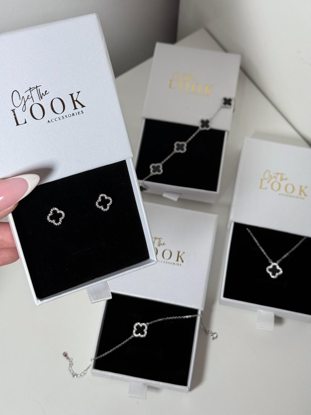 Luxe Clover Stud Earrings - Silver & Black Onyx