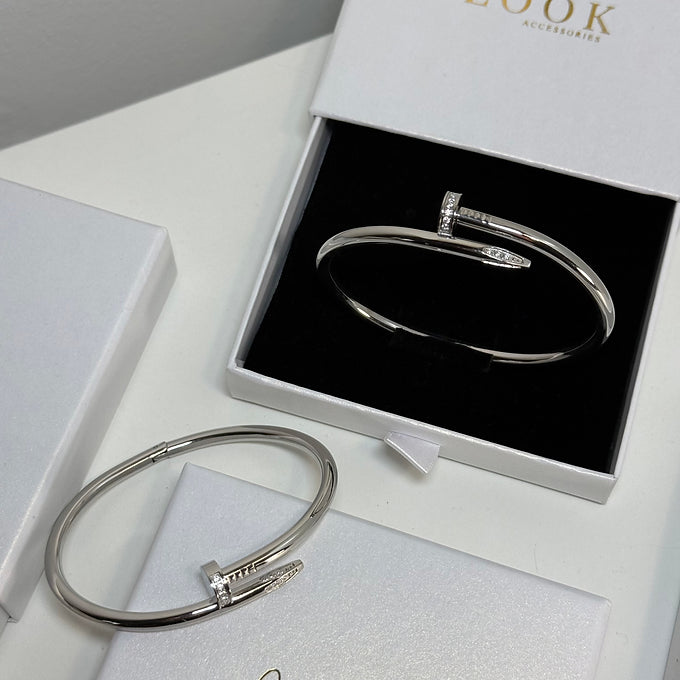 Forget Me Not Diamond Head Screw Bangle - Silver