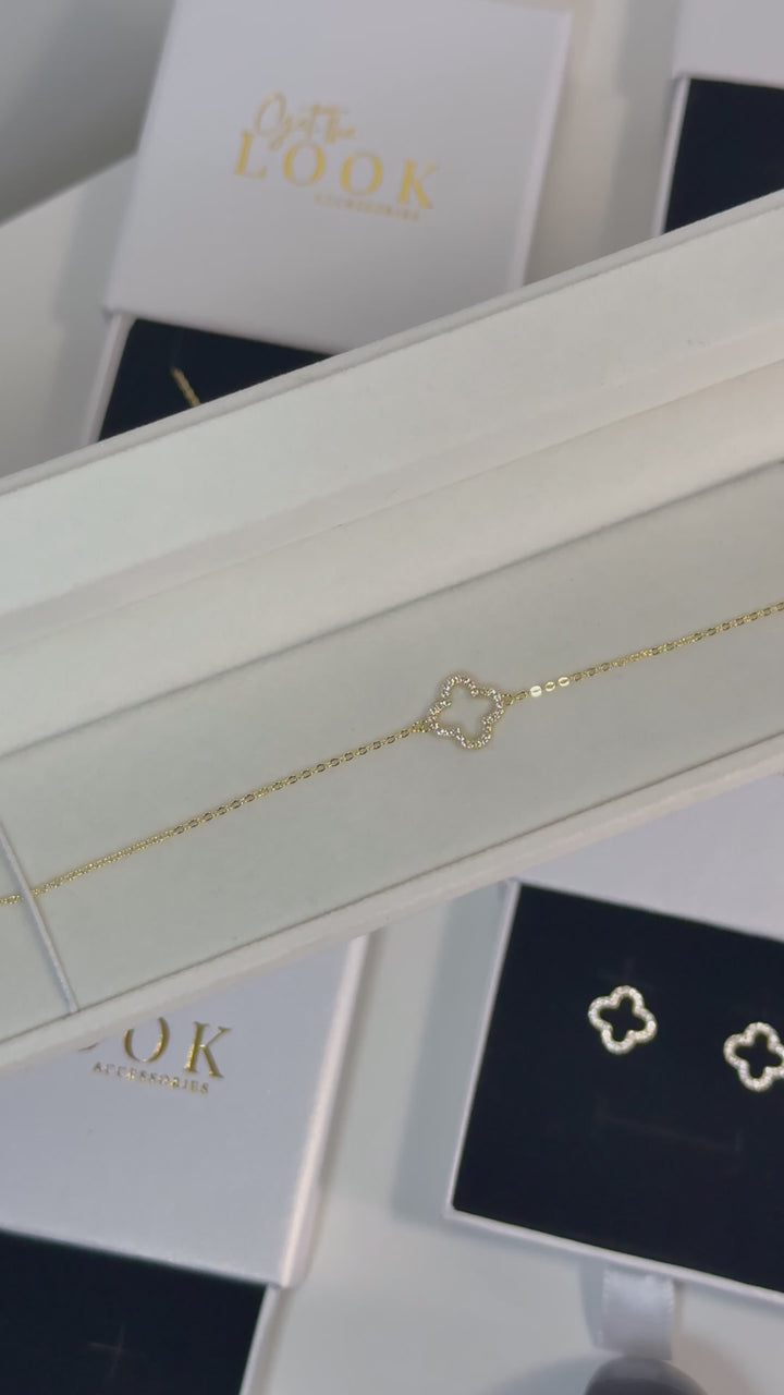 Luxe Hollow Single Clover Bracelet - Gold
